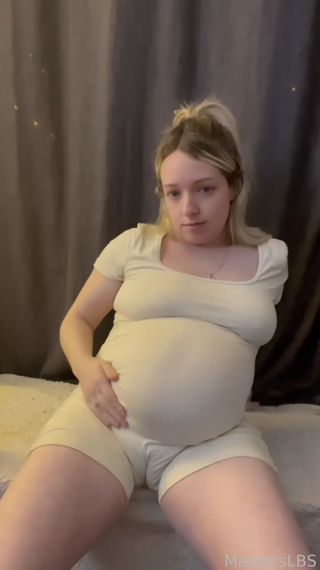 Do i look good pregnant and in white pregnant pregnancy pregnant belly 