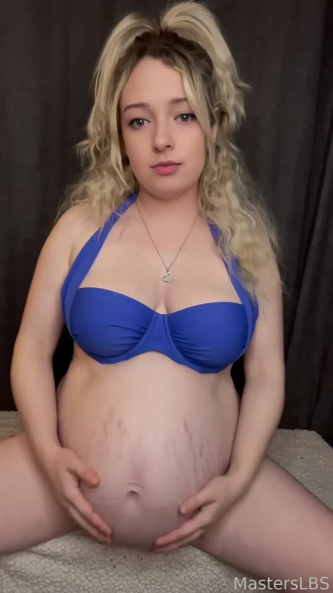 18 weeks pregnant still plenty of time to grow and time for you to 