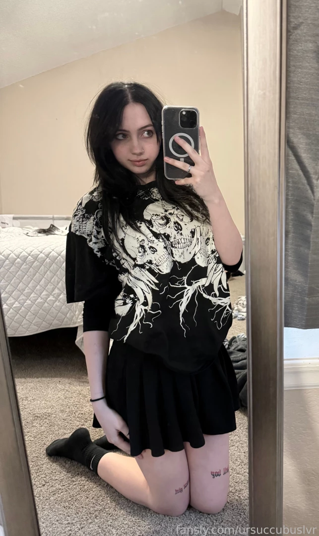 Got the new iphone 16 pro max hehe 3 lingerie fyp teen egirl blackhair part 1 