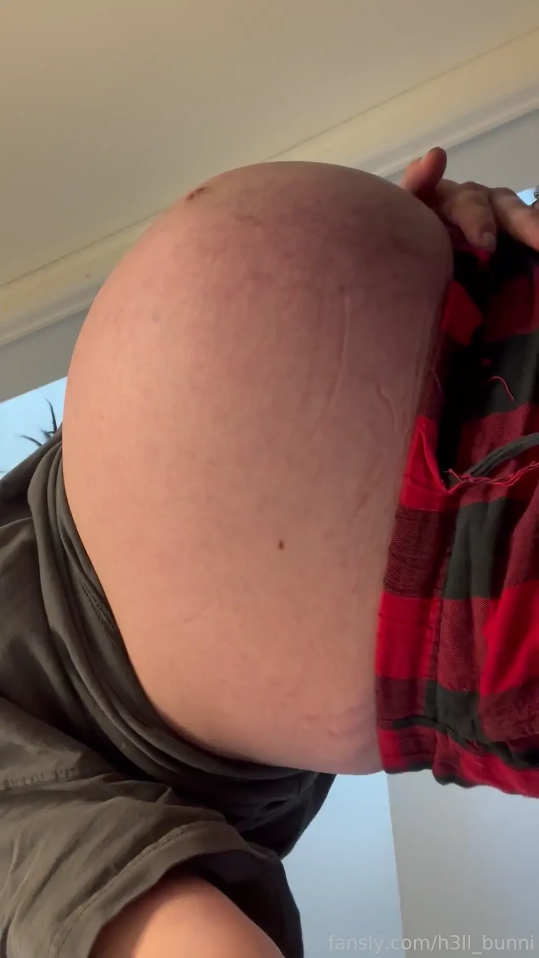 31 weeks sfw bellyplay 3 