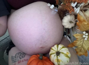 Decorating for fall pregnant preggo young youngmilf milf mommymilf