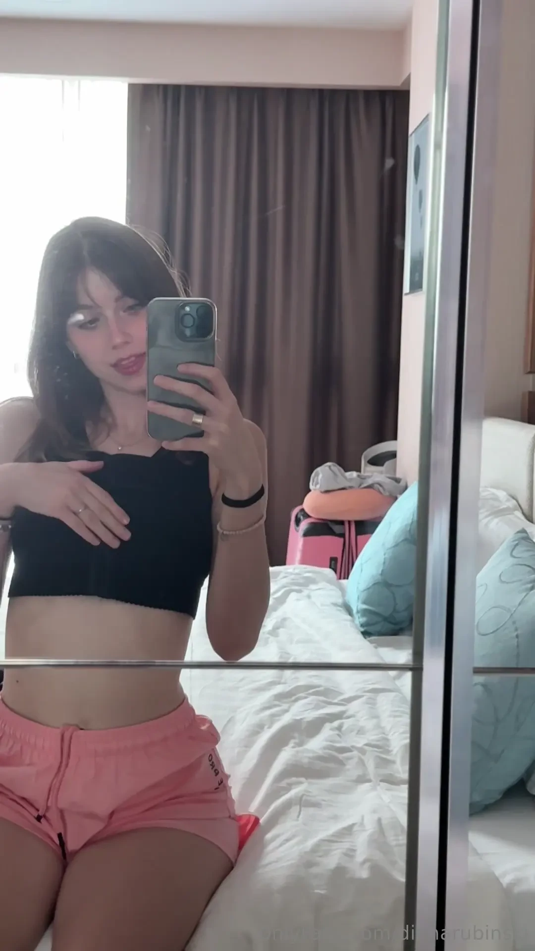 I get a little touchy when i m bored wanna play too might delete later 