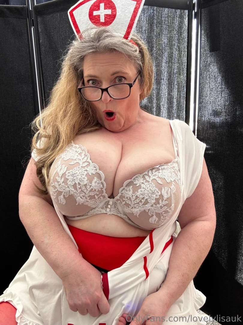 Gorgeous bra want to see more maybe play with me mmmmm 