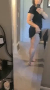 Waiting on some delivery guys to get to my house which outfit should i part 1