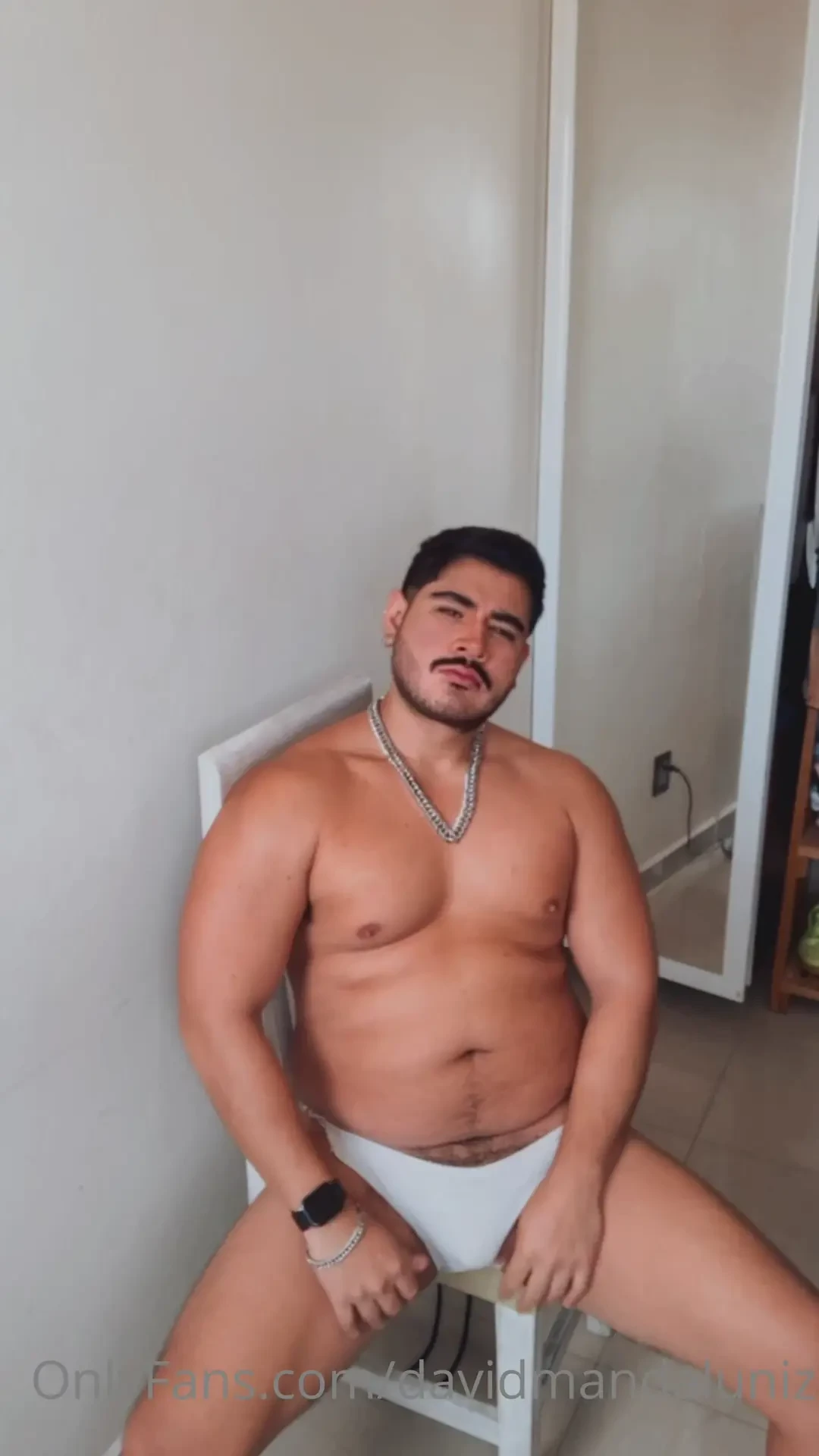 Buenos d as papi quien me ayuda 