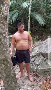 Salvaje y sucio quien quiere acompa arme a estar desnudos en medio de