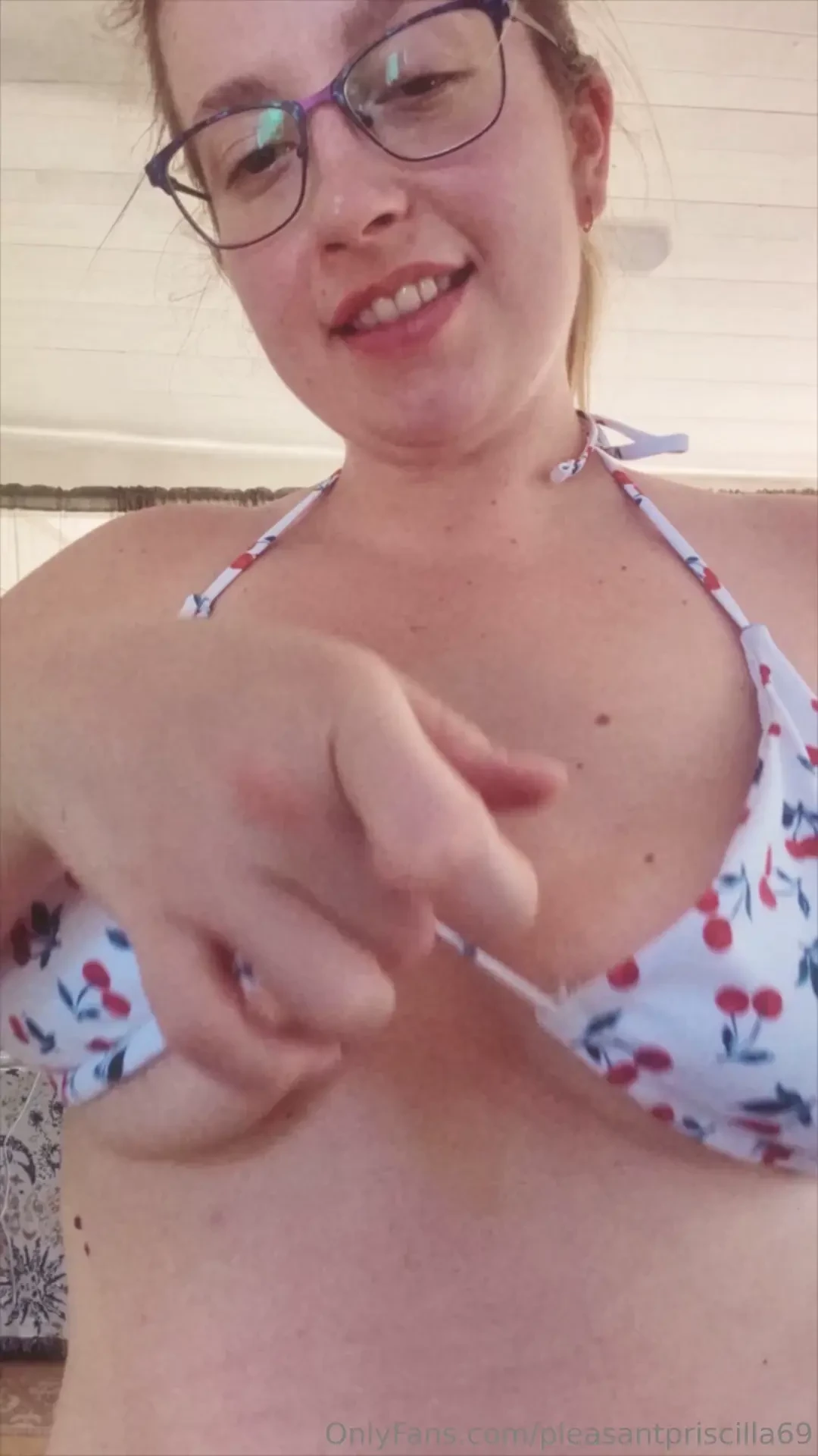 Being a tease on this sinful sunday send me a message cherry for more 