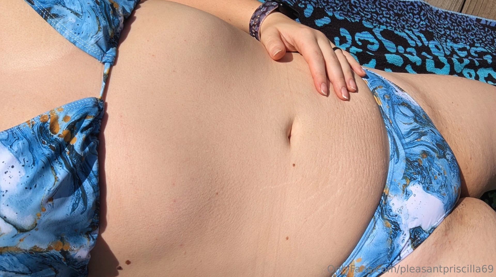 A little slice of my life will you come put sunscreen on for me part 1 