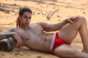 If i m your pot of gold come claim your prize