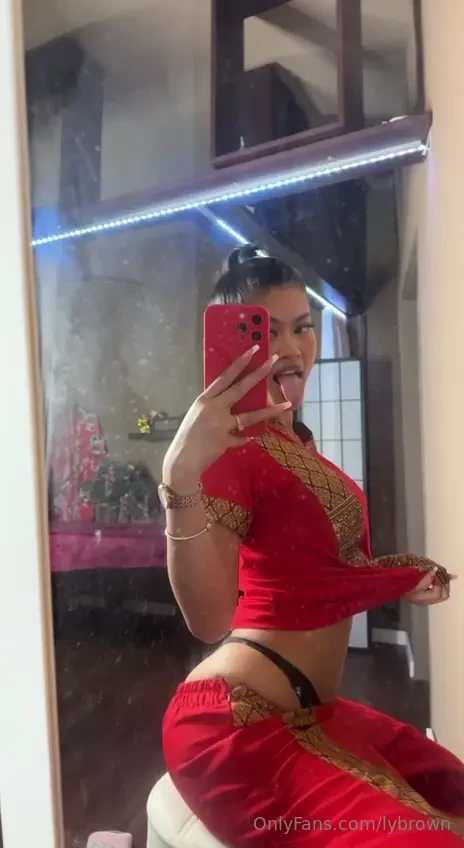 Who would love to get a massage 