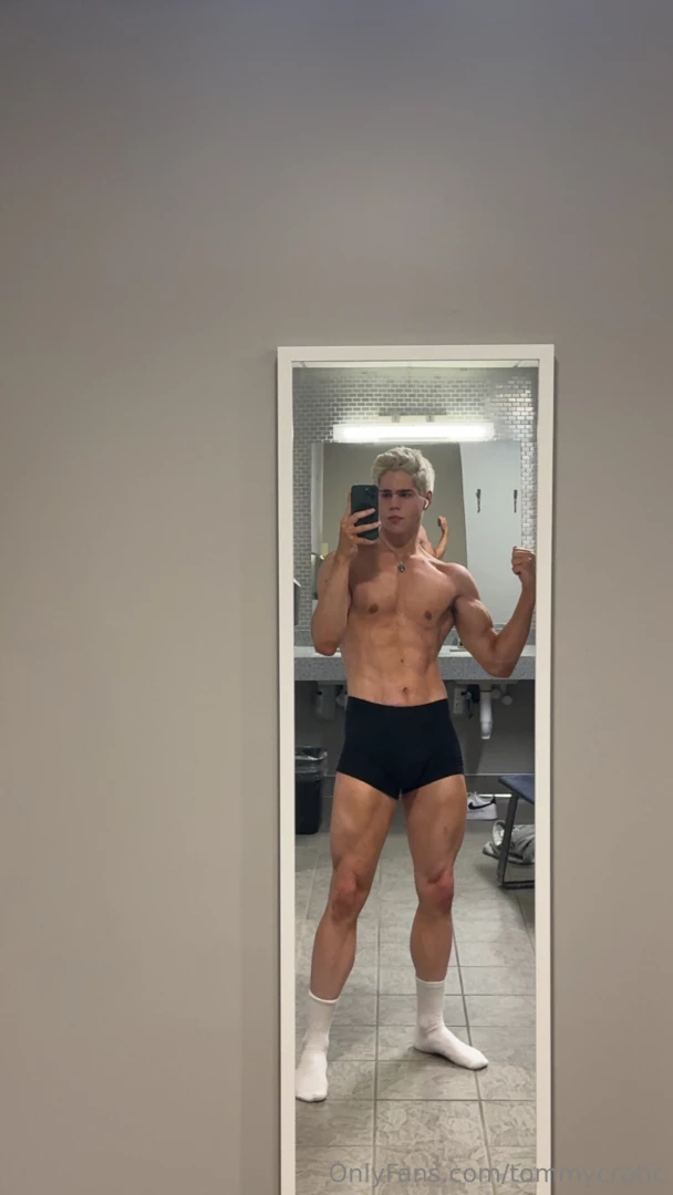 I m so horny and ready to fuck some holes part 1 