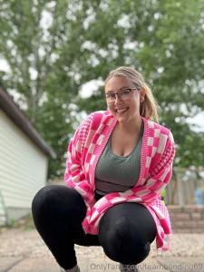 Wore this fit today in hopes of working out i can make it look like i part 2