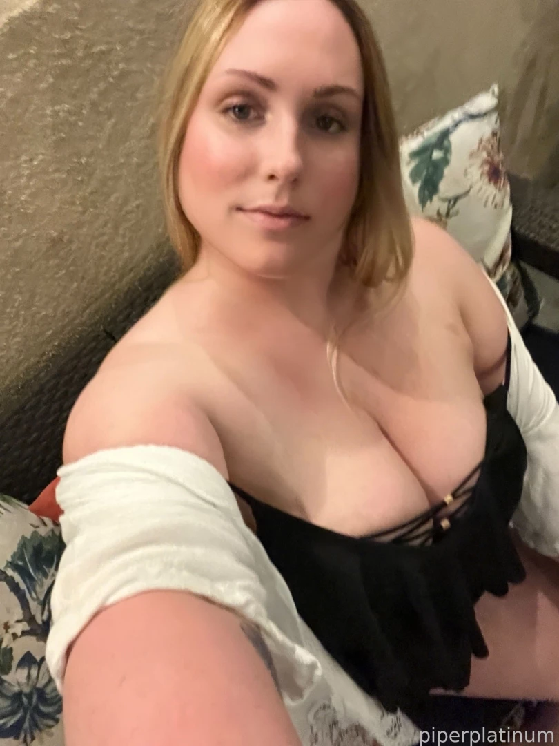 Good morning check ur dms nsfw mommy blonde thick natural milf bigtits 