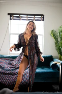 I love playing dress up especially with this dress part 5