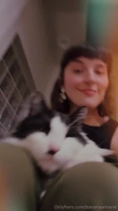 What a cutie like me gotta do to get a cutie like you to pay for her