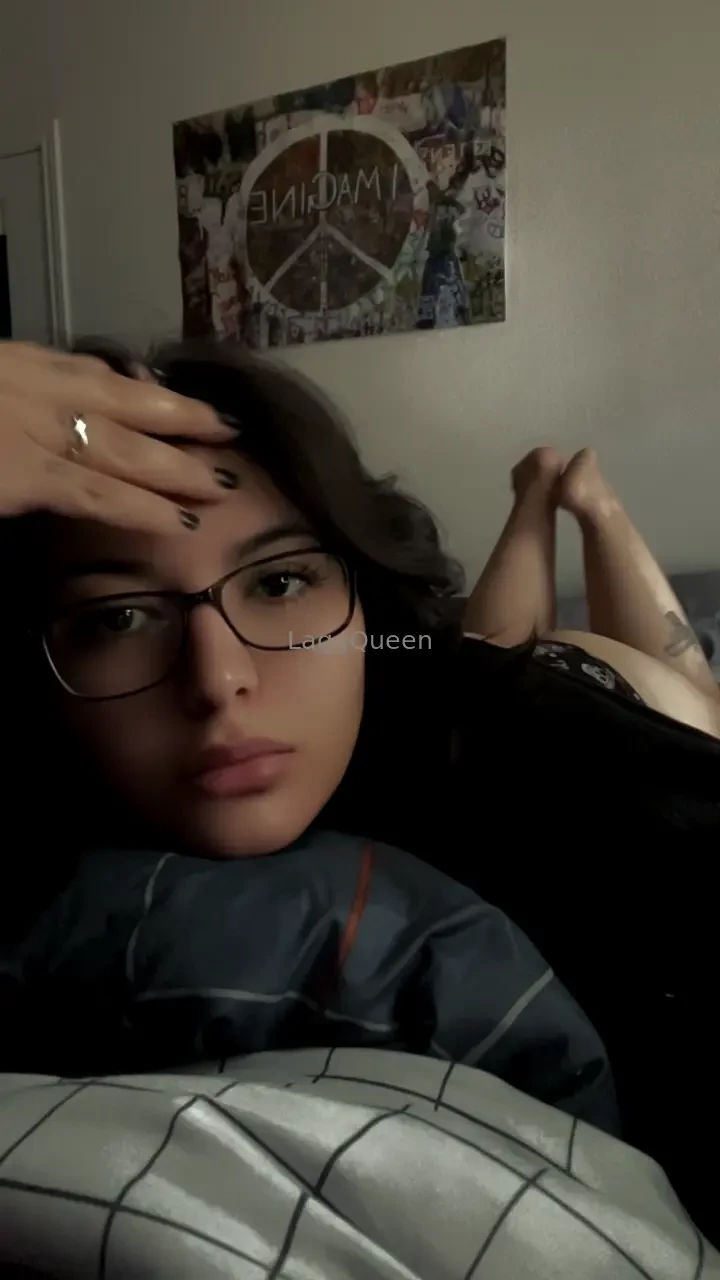 If only you were right behind me 