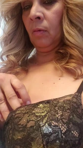 Happy friday goin shopping this weekend want to treat me i know you do