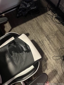 After photos from last nights stream mommys fat ass was so stuffed