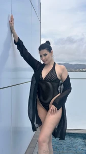 Hey you yeah you i want to show you something