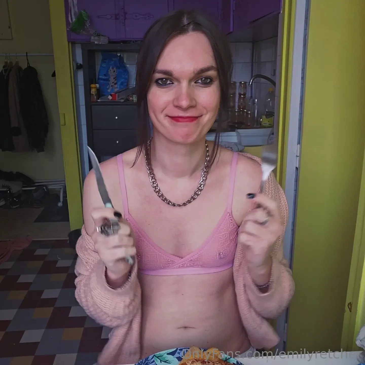Would you like to eat with me en t te- -t te full clip available in 