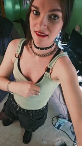 Feeling so sexy in this outfit 3 hope you like the vids