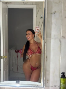 I only have one thing on my mind right now i bet you cant guess what