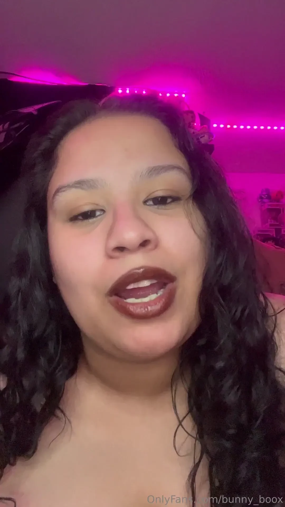 Let me help you relax and take a load off joi 