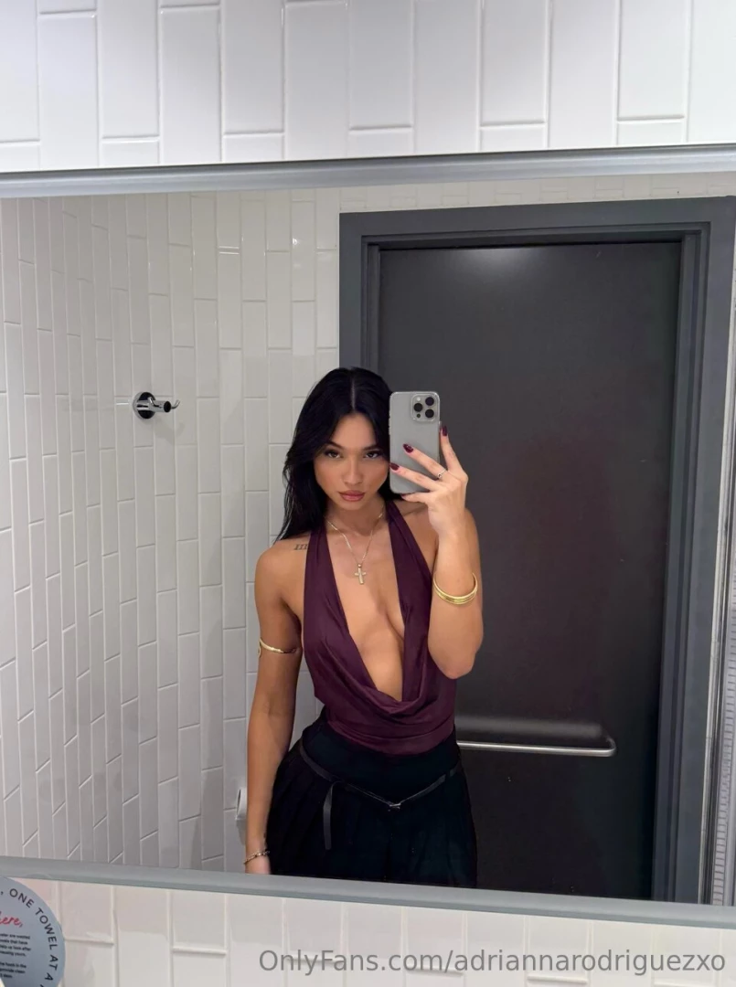 Do you think this outfit looks good on me part 2 