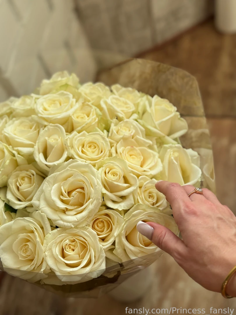 I love flowers fancy dinners desserts and gifts i glow when i receive part 1 