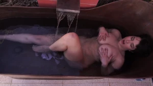 First i spread my pussy lips open and my asscheeks to get you nice and