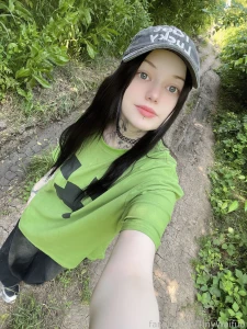 Hey my darlings lt 3 i took a photo from a walk for you how are you