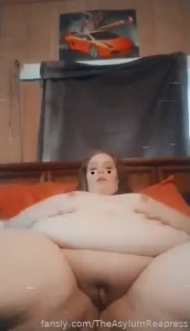 Wanna see me jiggle my huge belly for you maybe you should cum help part 1