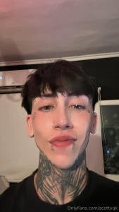 New assplay videos on your dms