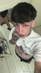 Horny boy wanna fuck