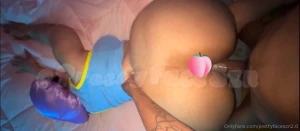 Pounce on this ass bae dont u think i look so good bent over in