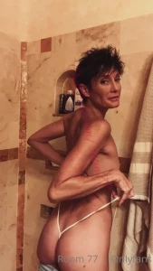 Come help me undress and shower i m sure we could get into some