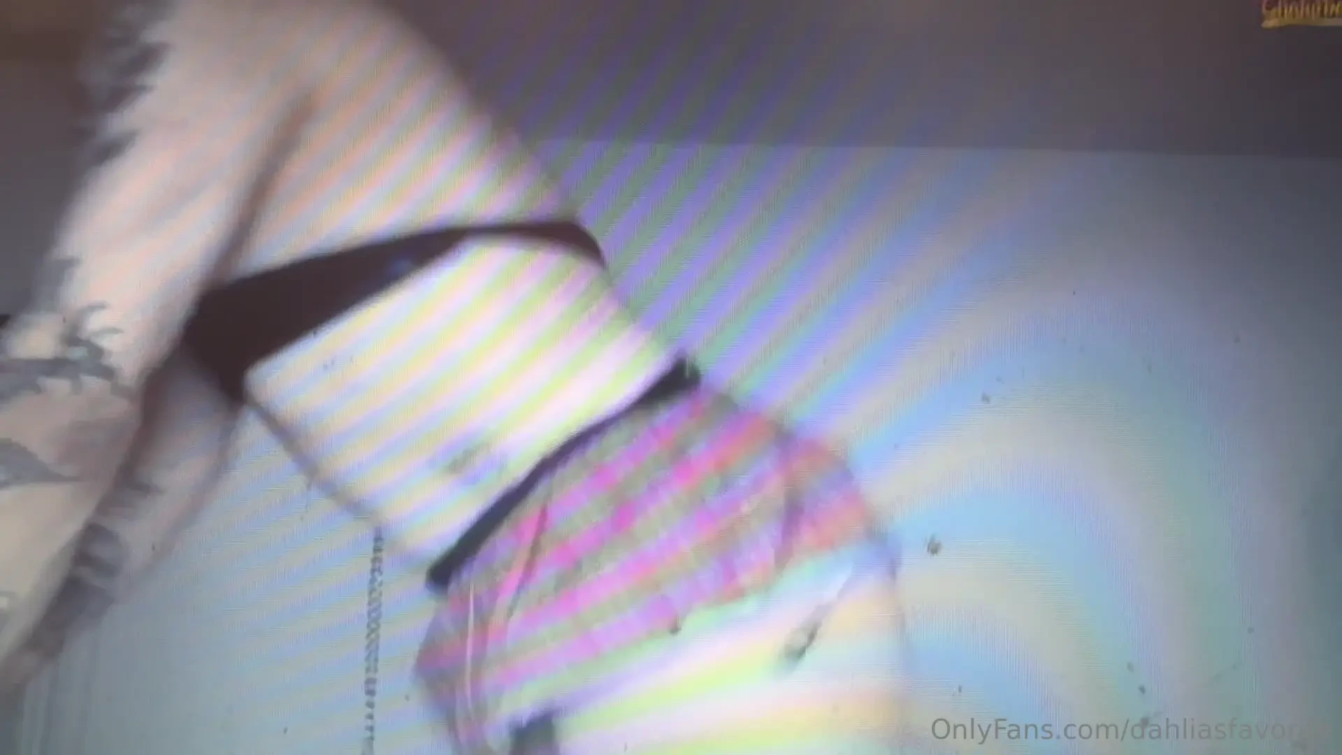 Who wants to see my sissy lolli take dick like the good girl she 