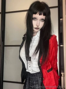 I had this innocent plan for a sweet video today showcasing my new