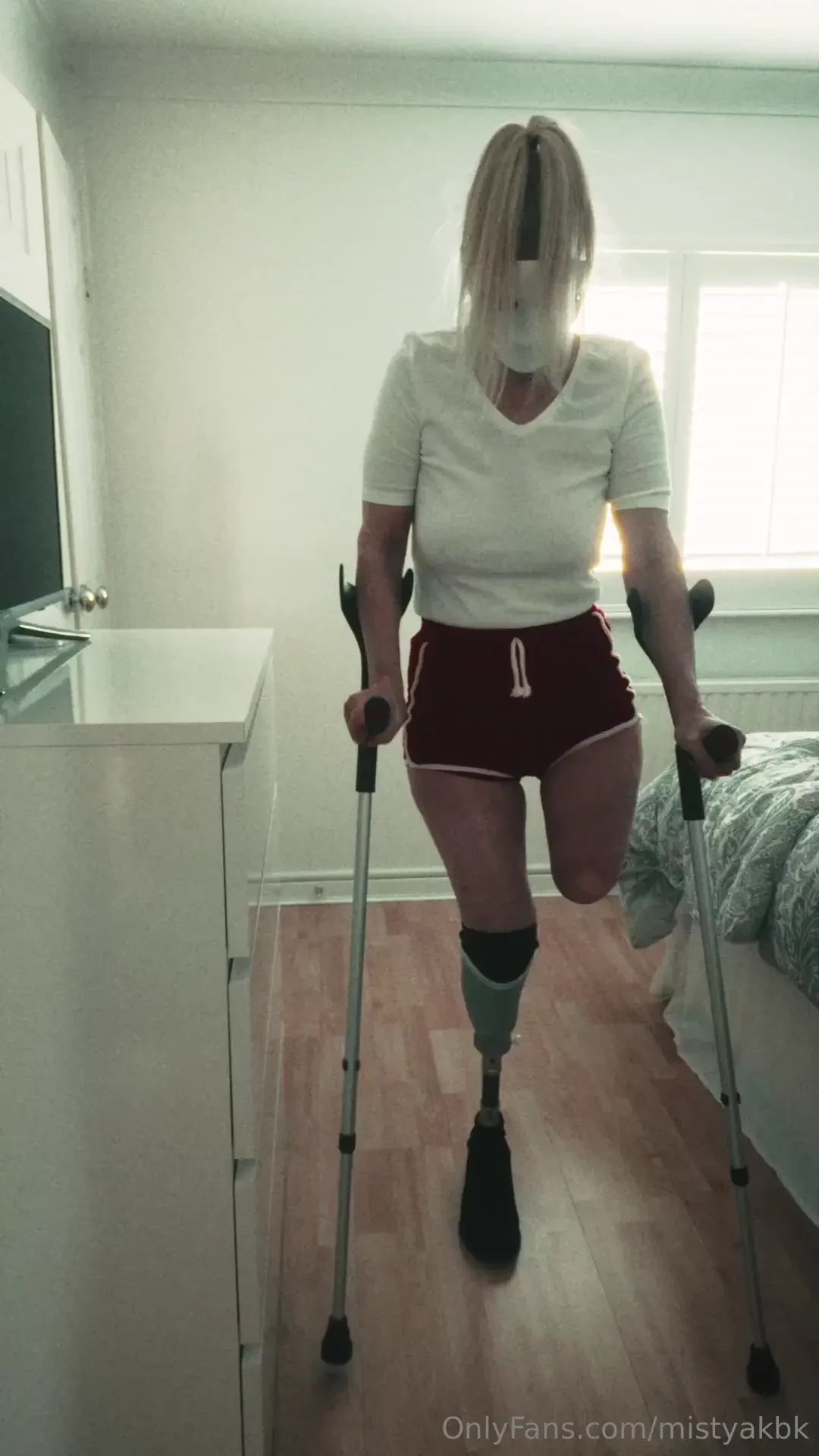 Here we go again i try to crutch 