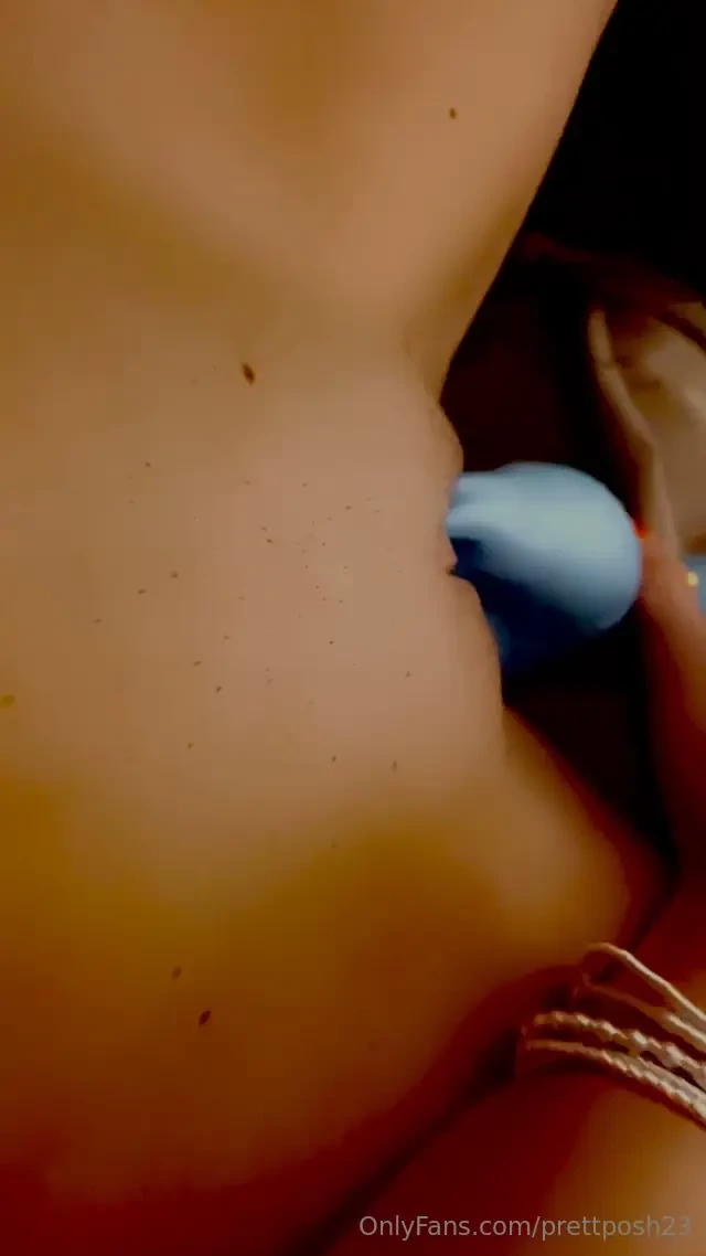 Working from home isn t all bad scroll across to hear me orgasm 