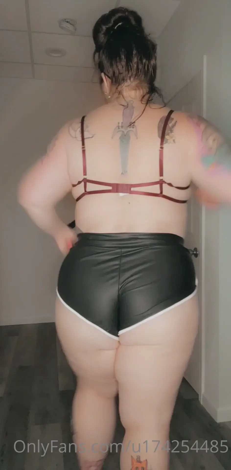 Finishing the shein haul via live cam tonight 8pm est 