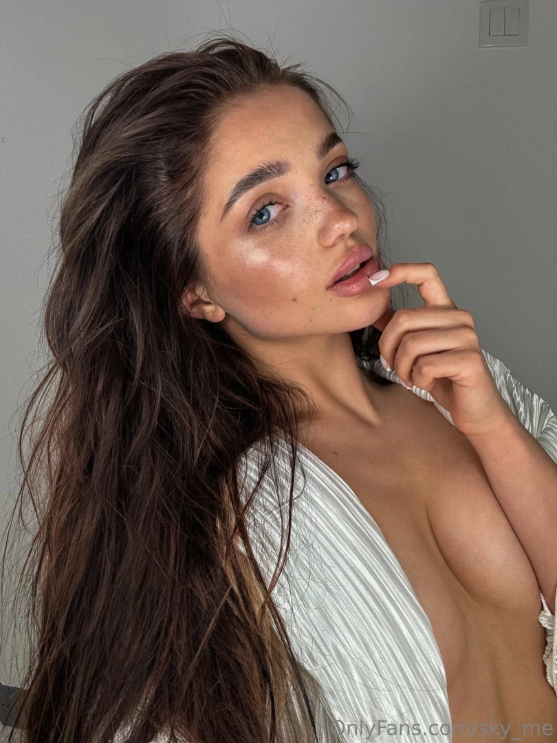 Soft lips wild thoughts care to join me 