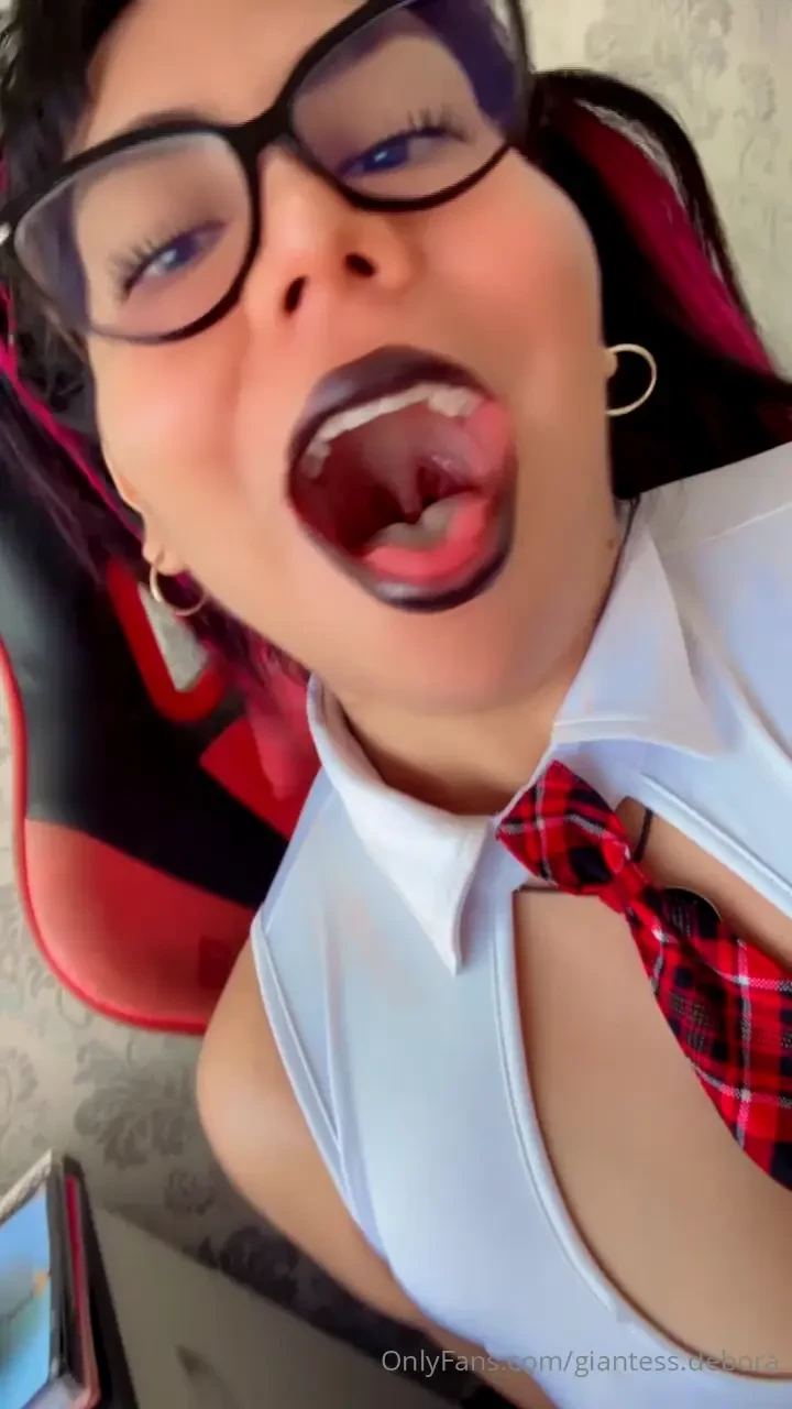 Don t resist anymore to my juice mouth 