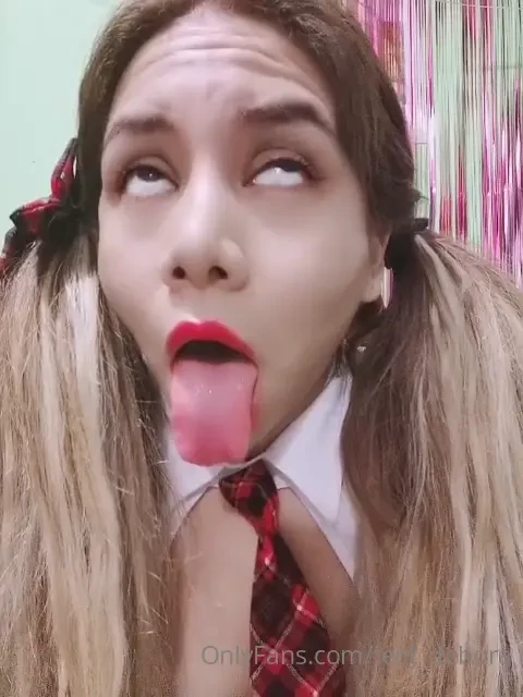 Teeth fetish lt 3 