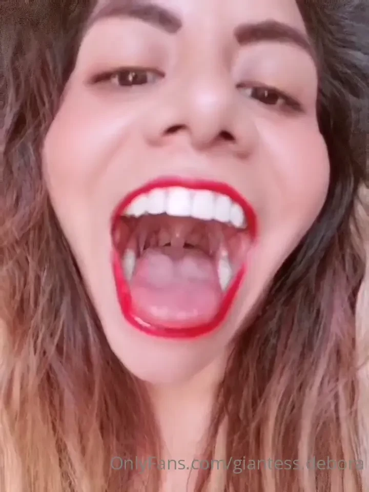 The tiny one who could see my epiglottis for the first time vore 