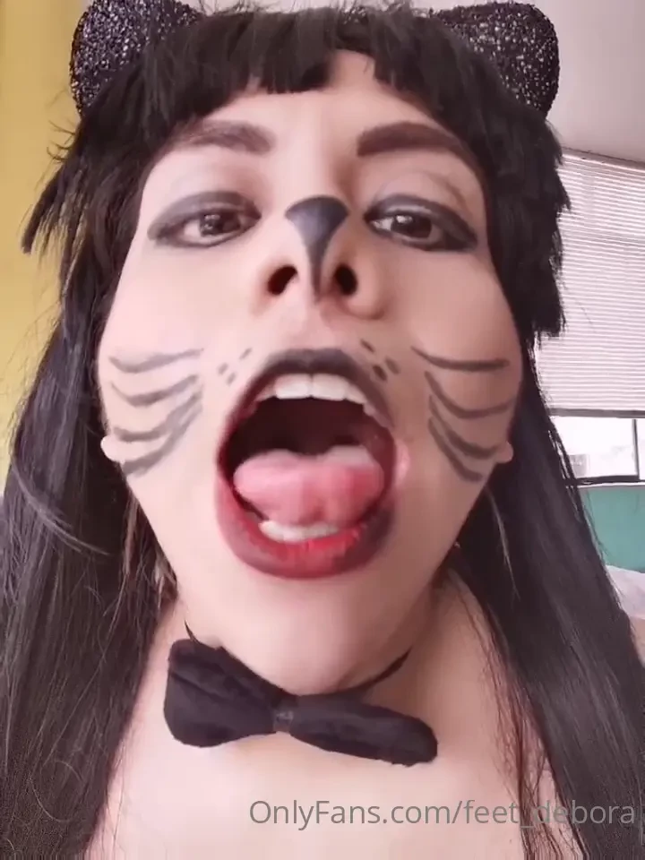 Licking cat vore are you really scary gatita vore dime si est s 