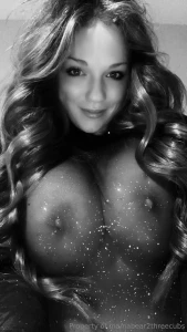 Titty tuesday to celebrate i m giving super discounted pics out tip