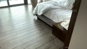 I wasn t expecting this morning to start like this i was fast asleep