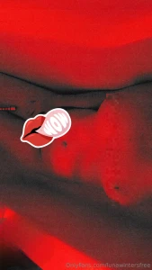 Hey baby did i mention i love to be the naughtiest girl i used my