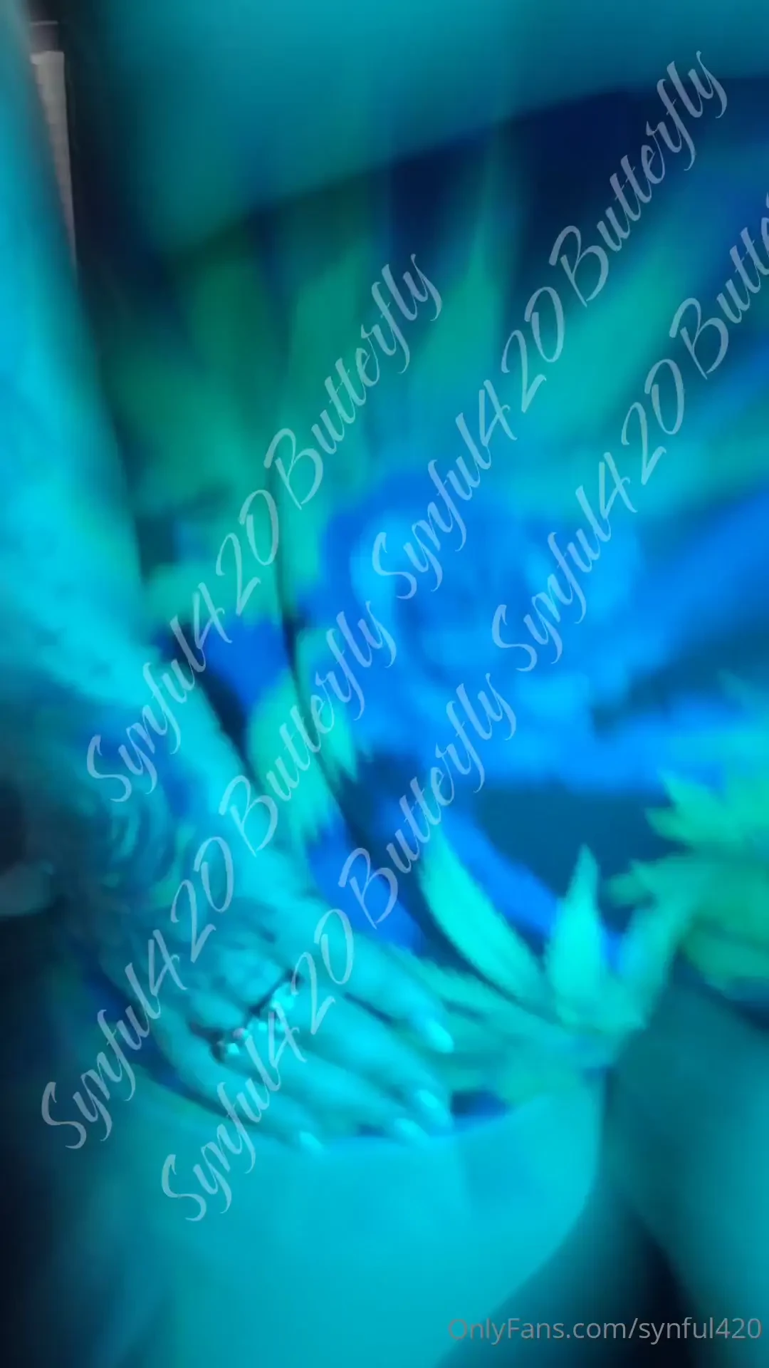 After you are done being obsessed over this ass i have a job for you 